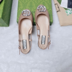 Gucci Flat Shoes